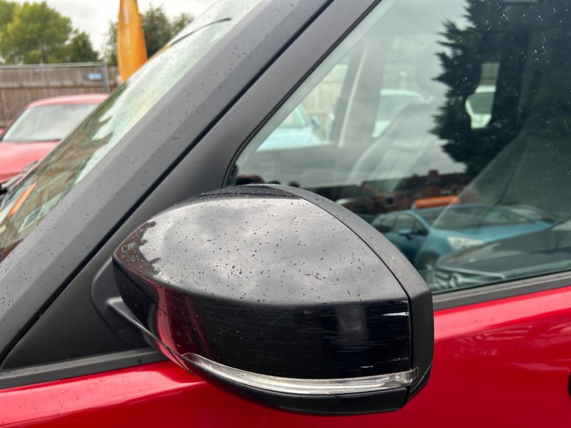 LAND ROVER DISCOVERY 4