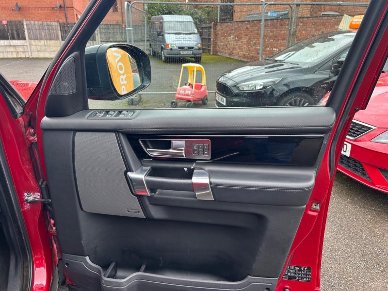 LAND ROVER DISCOVERY 4