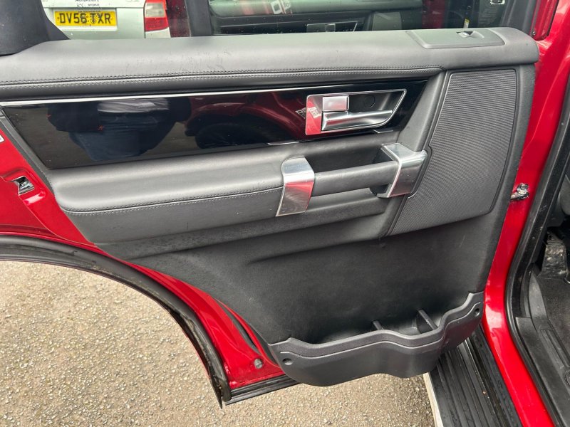 LAND ROVER DISCOVERY 4