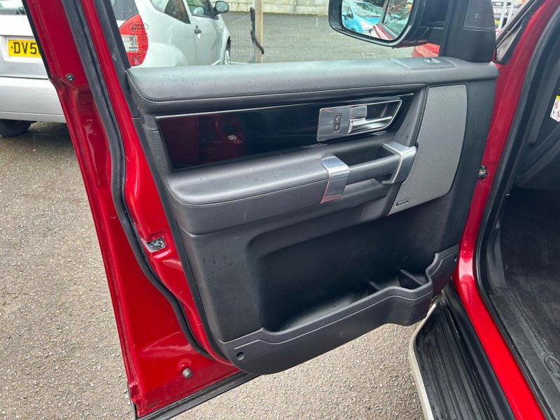 LAND ROVER DISCOVERY 4