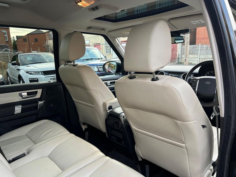 LAND ROVER DISCOVERY 4