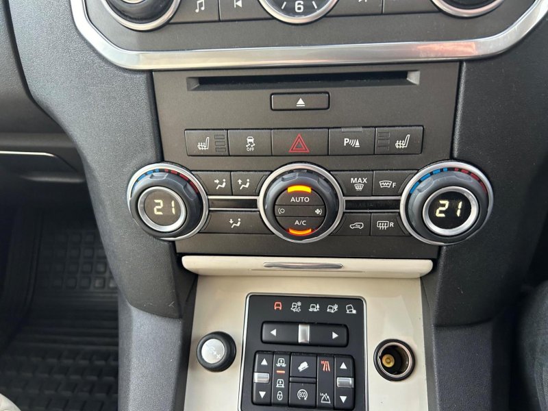 LAND ROVER DISCOVERY 4