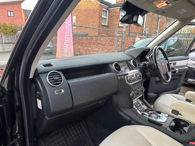 LAND ROVER DISCOVERY 4