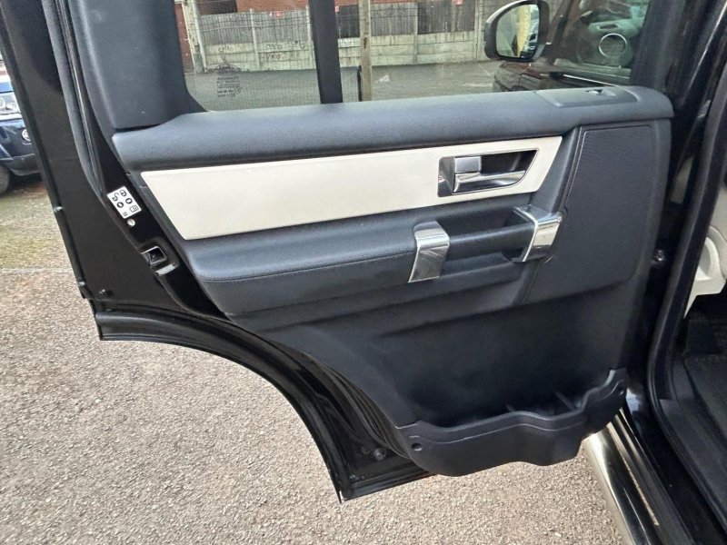 LAND ROVER DISCOVERY 4