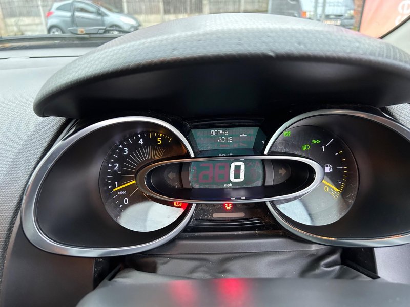RENAULT CLIO