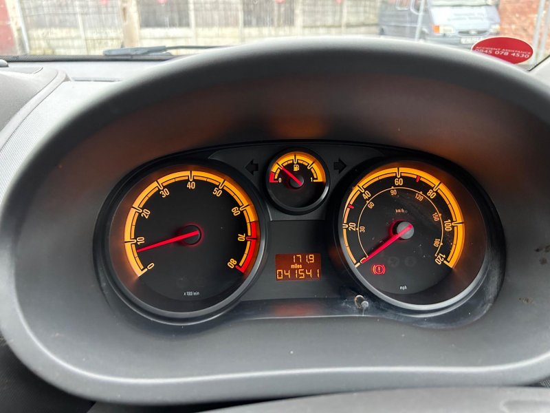 VAUXHALL CORSA