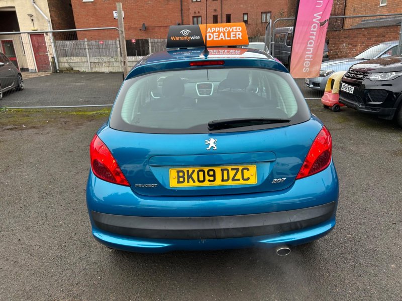 PEUGEOT 207