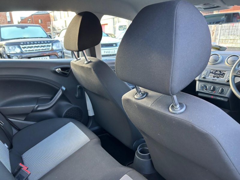 SEAT IBIZA