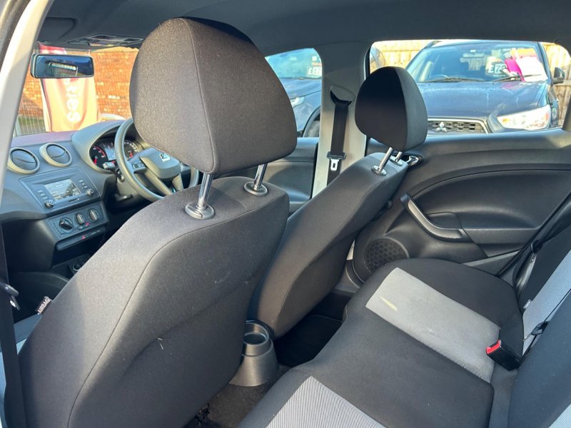 SEAT IBIZA