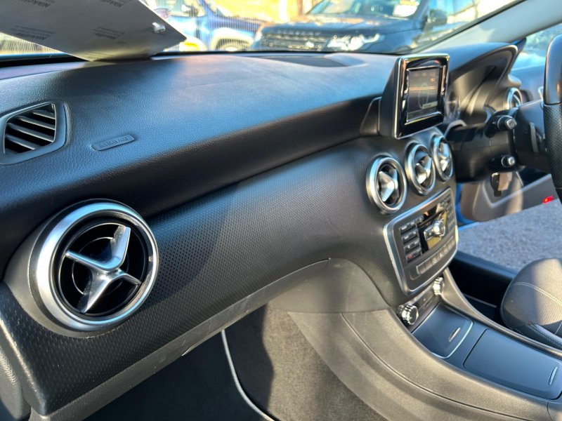 MERCEDES-BENZ A CLASS