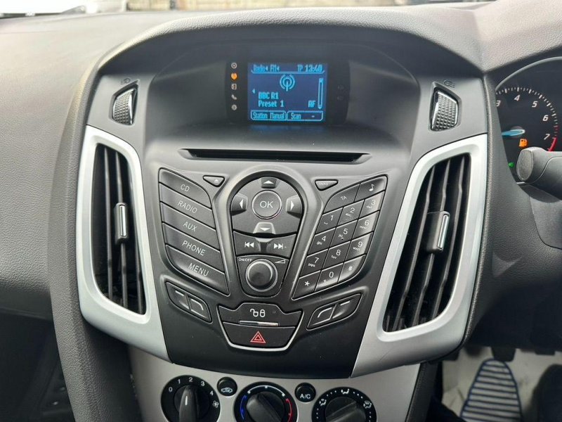FORD FOCUS