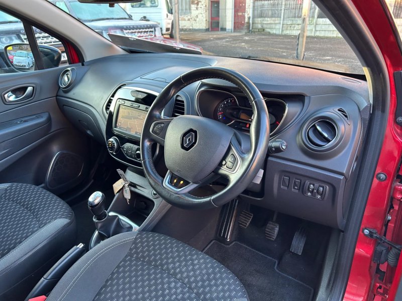 RENAULT CAPTUR
