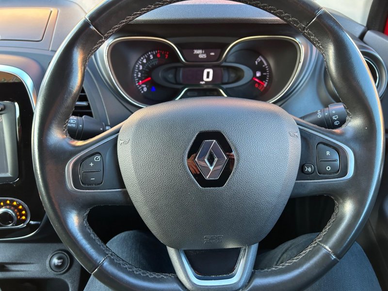 RENAULT CAPTUR
