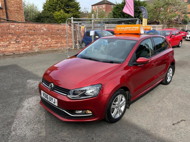 VOLKSWAGEN POLO
