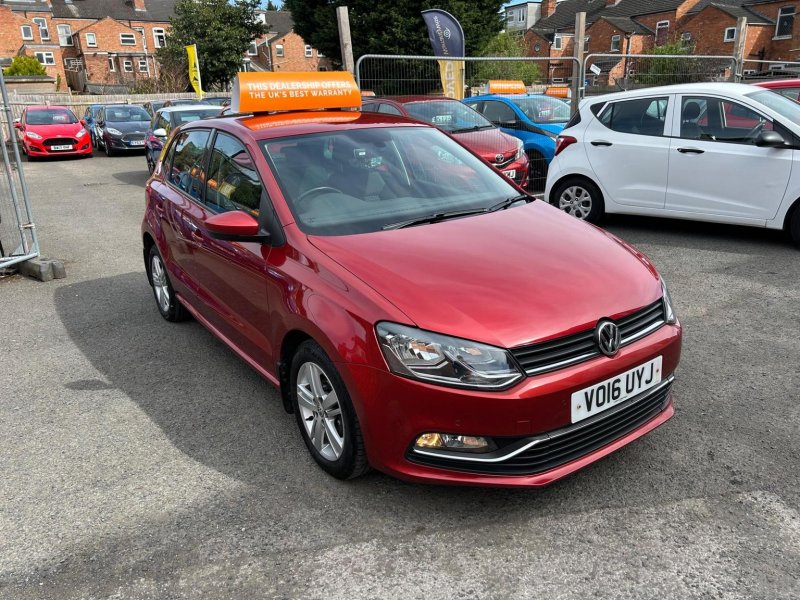 VOLKSWAGEN POLO