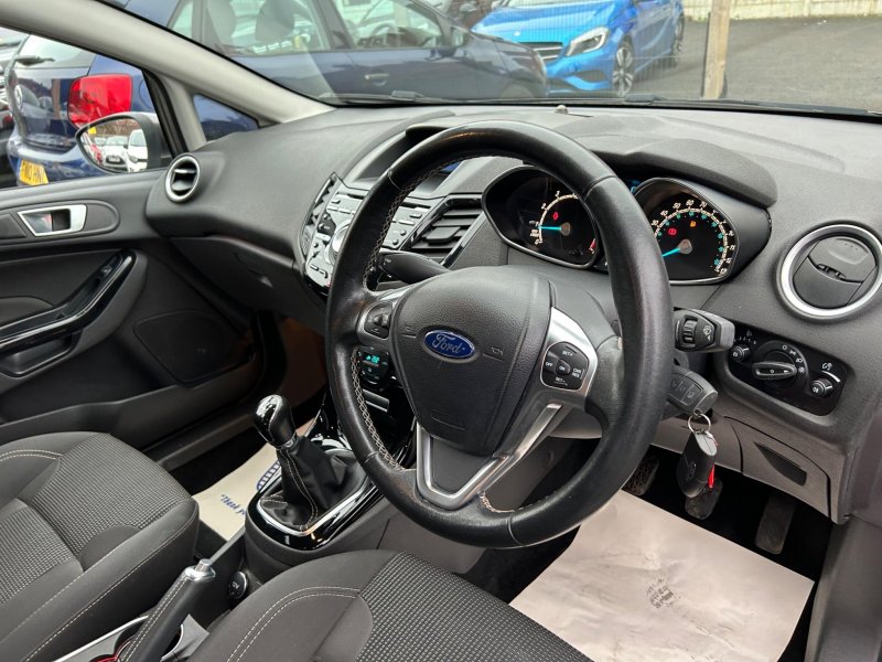 FORD FIESTA