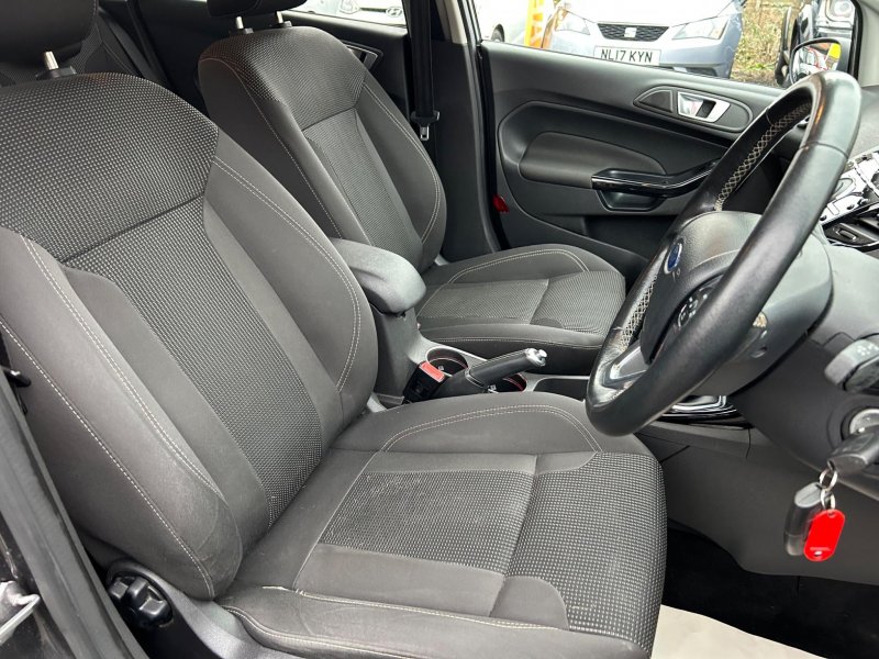FORD FIESTA