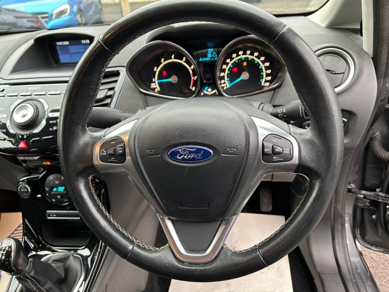 FORD FIESTA
