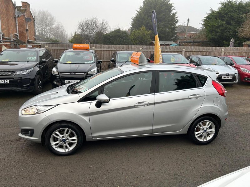 FORD FIESTA