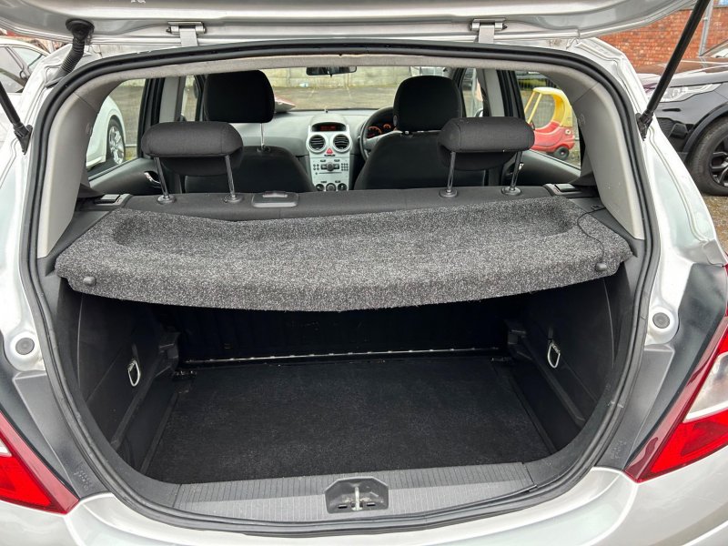 VAUXHALL CORSA