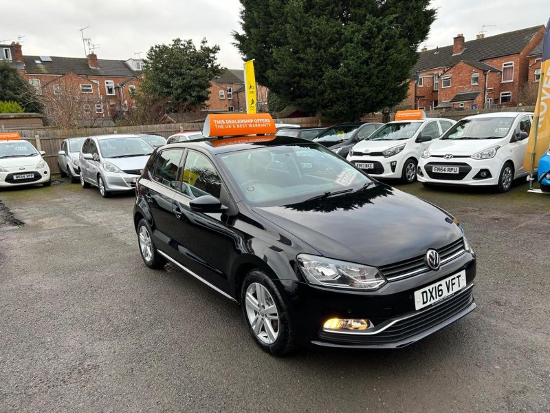 VOLKSWAGEN POLO