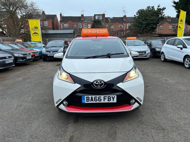 TOYOTA AYGO