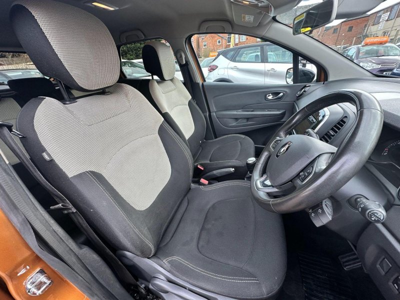 RENAULT CAPTUR