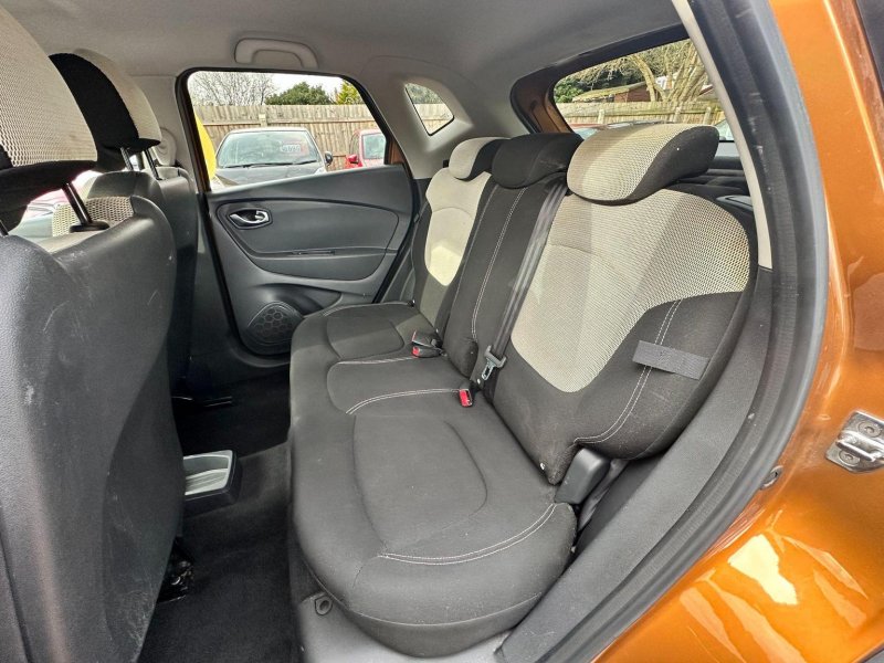 RENAULT CAPTUR