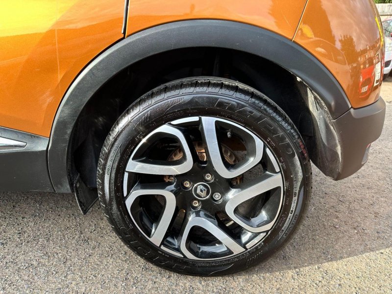 RENAULT CAPTUR