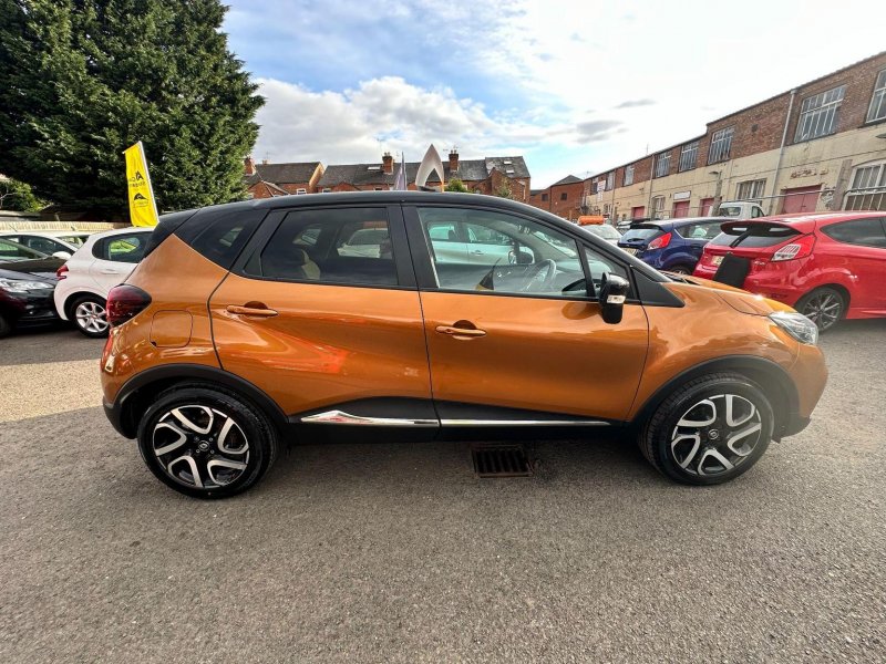 RENAULT CAPTUR