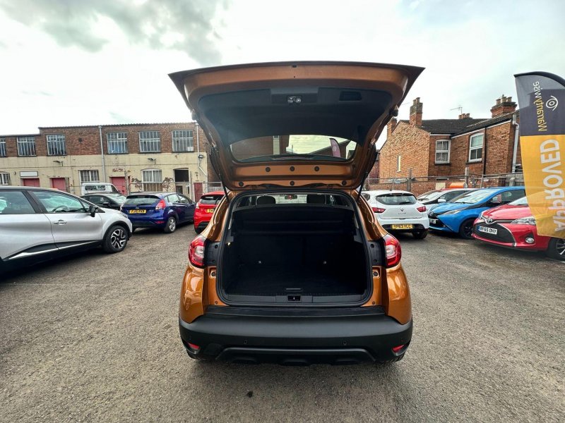 RENAULT CAPTUR
