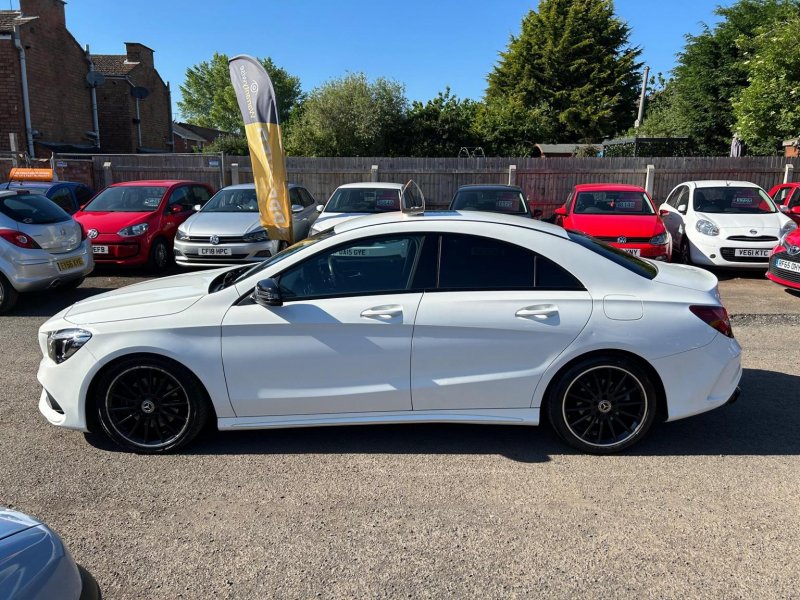 MERCEDES-BENZ CLA