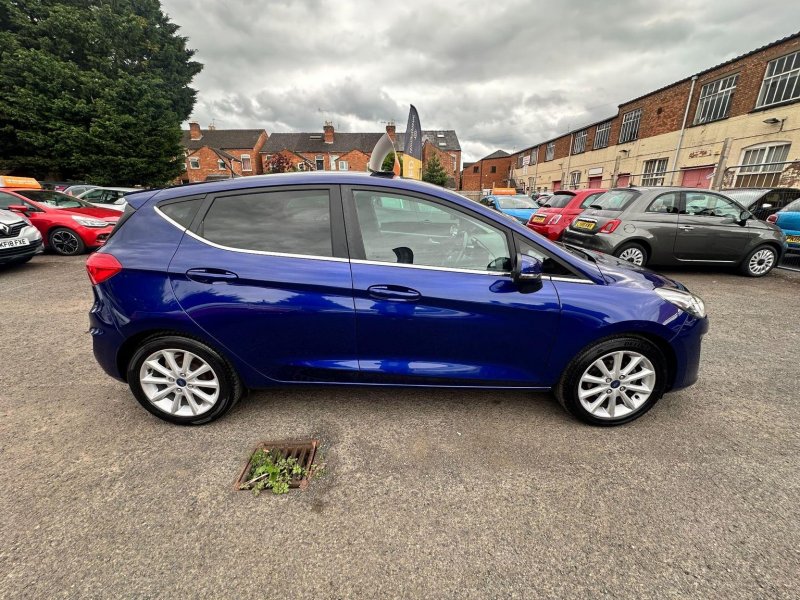 FORD FIESTA