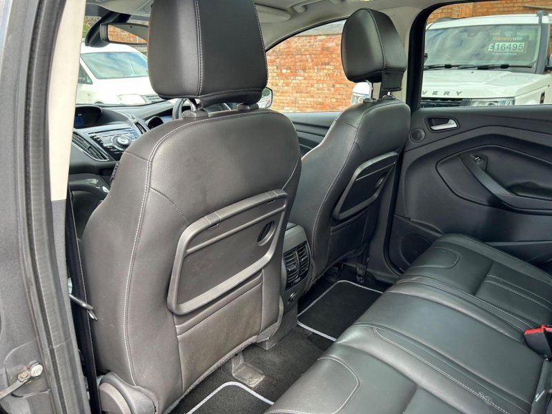 FORD KUGA