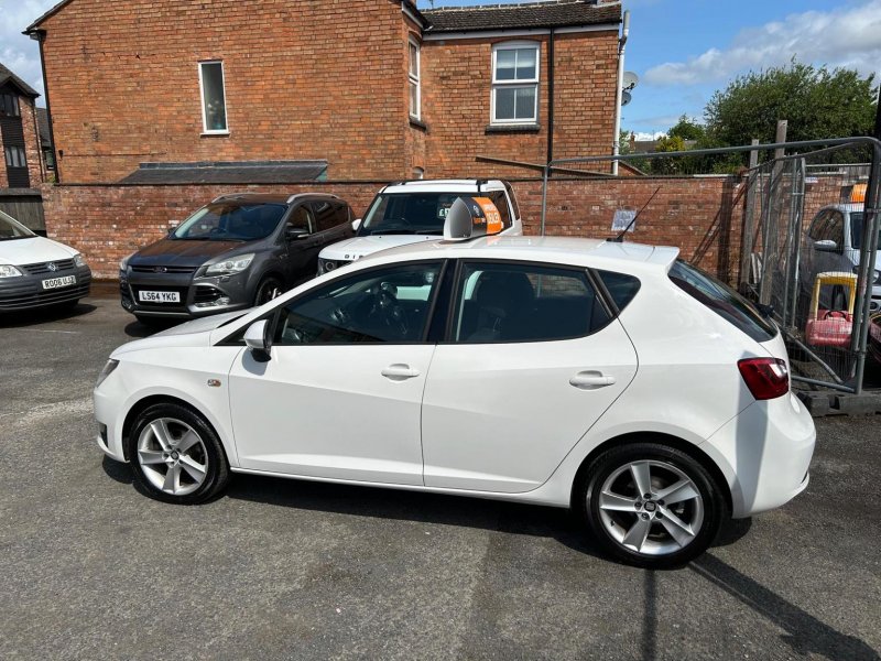 SEAT IBIZA