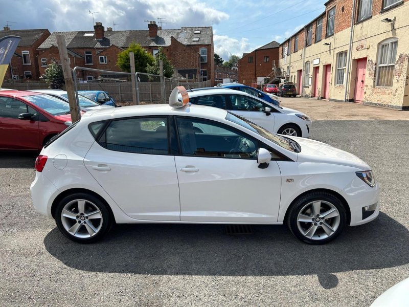 SEAT IBIZA