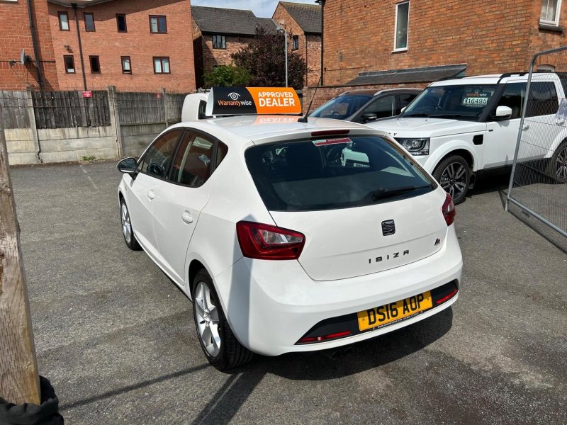 SEAT IBIZA