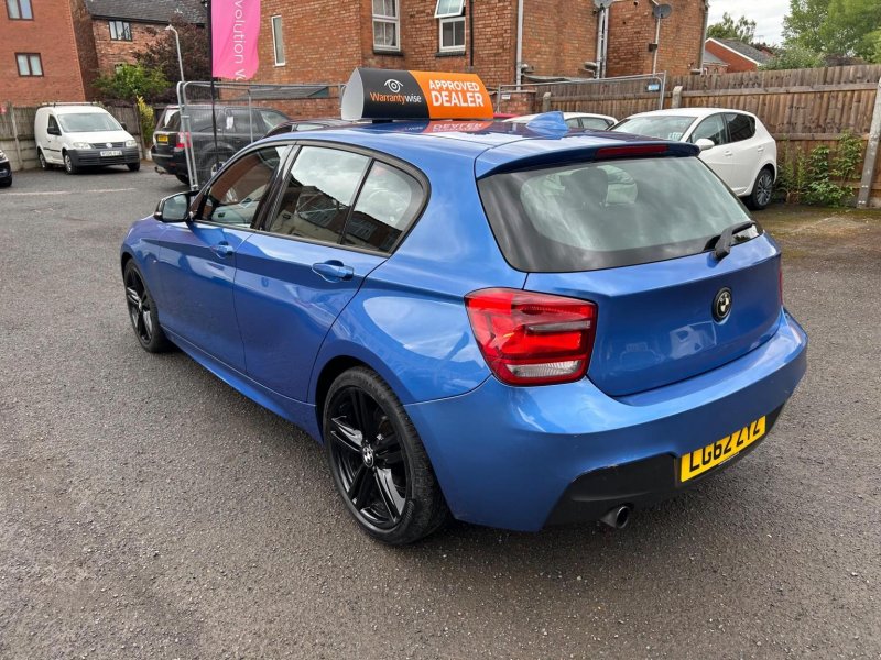 BMW 1 SERIES
