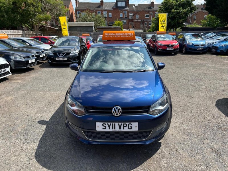 VOLKSWAGEN POLO