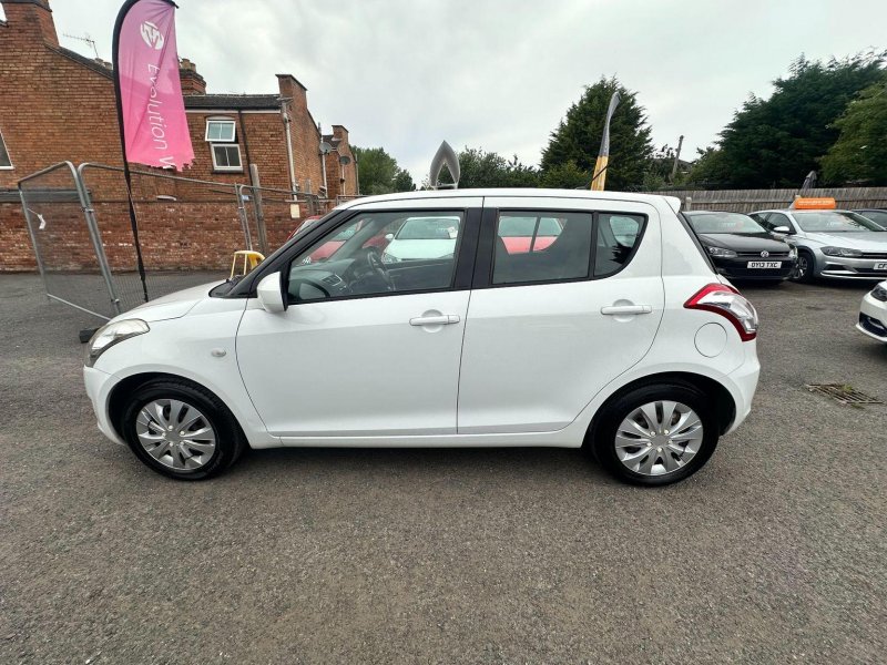 SUZUKI SWIFT